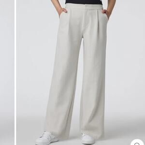 Vuori Elevation Trouser Size small